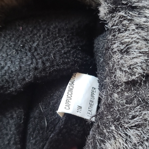 Black boots - Picture 3 of 4